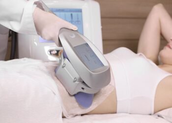 Does Fat-Freezing Actually Destroy Fat Cells? A Deep Dive into Cryolipolysis Fat-Freezing